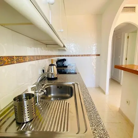 Tucan - Imperial Park - Sea View, 6 Pools, Terrace Κάλπε